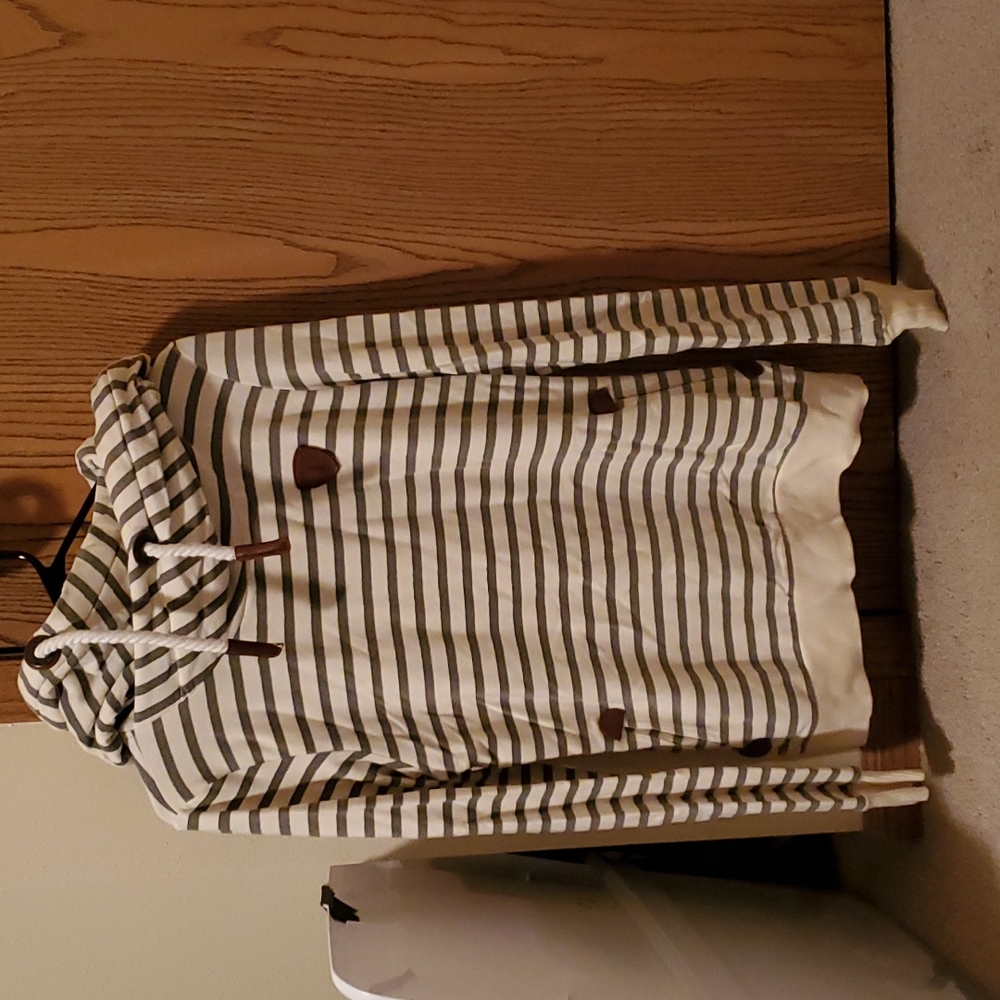 Cowl hood sweater wanakome Buckle